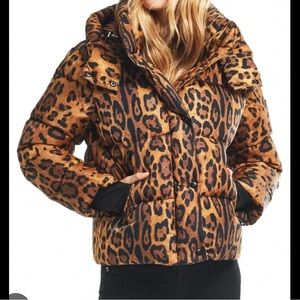 Leopard print SAM puffer Size L